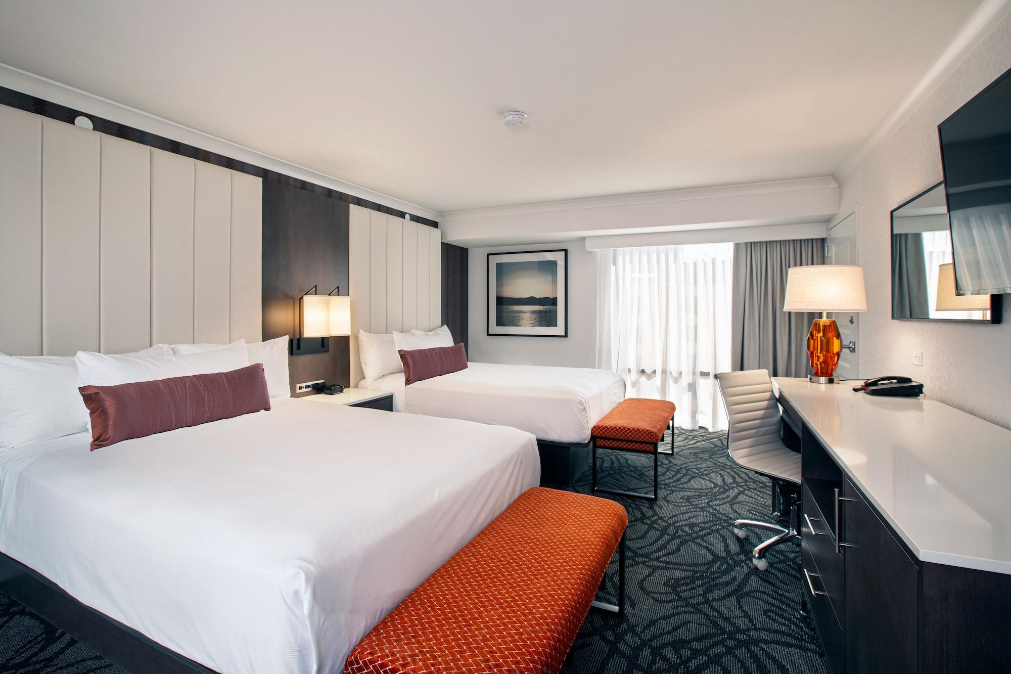 Hotel J